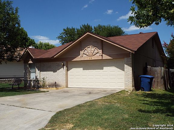 3rd image of 318 Cypressgarden Dr
