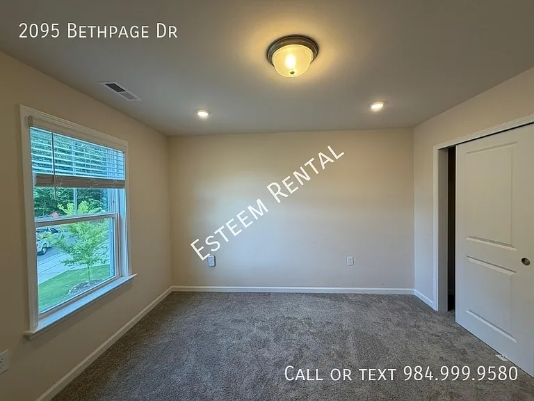 2095 Bethpage Dr — Photo 33