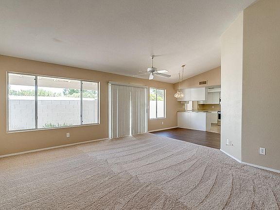 3rd image of 7142 N 28th Dr