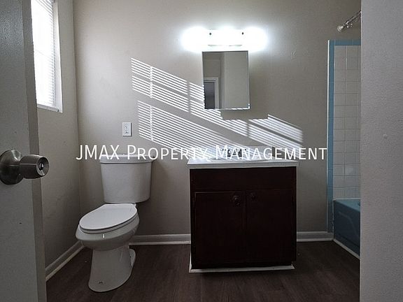 5th image of 812 Westside Blvd NW APT 5