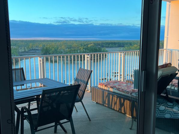 4851 Wharf Pkwy APT 819