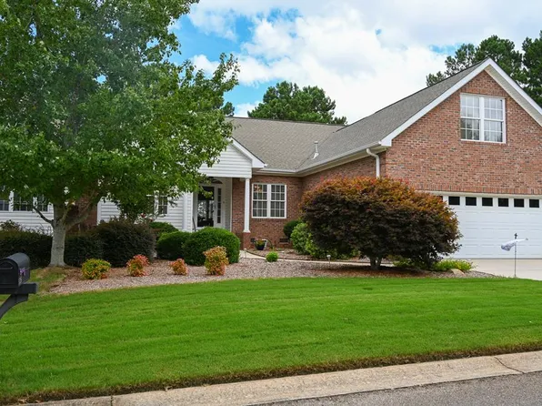 126 Hunters Village Dr, Greenwood, SC 29649