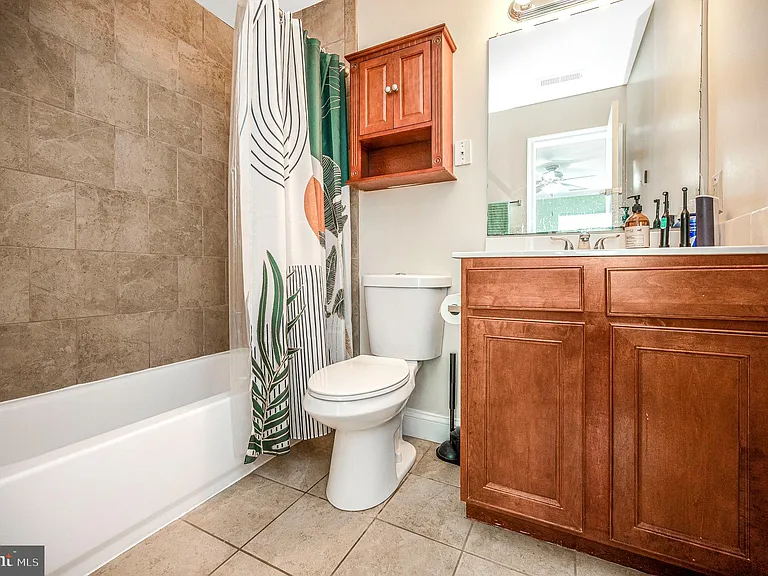 75 Fern Oak Cir #303 — Photo 14