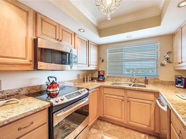3500 Gulf Shore Blvd N #505 — Photo 10