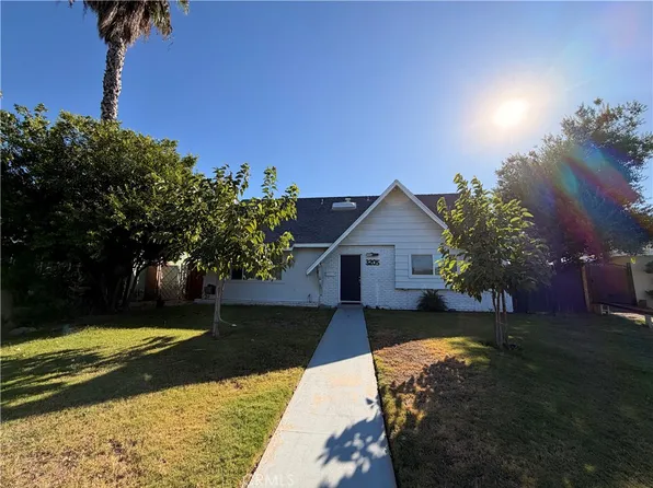 3205 Durrwood St, Bakersfield, CA 93304