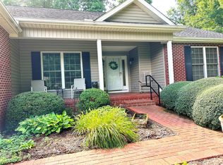 111 White Cedar Ln, Hendersonville, NC 28791