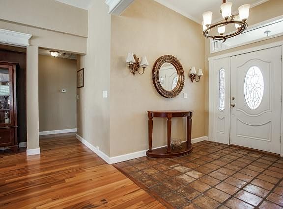 3rd image of 16826 Thomas Chapel Dr