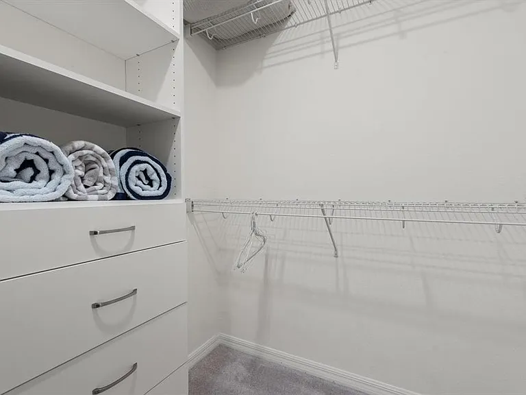 17704 Gawthrop Dr #207 — Photo 21