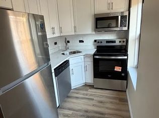 428 3rd Ave APT 1, New York, NY 10016