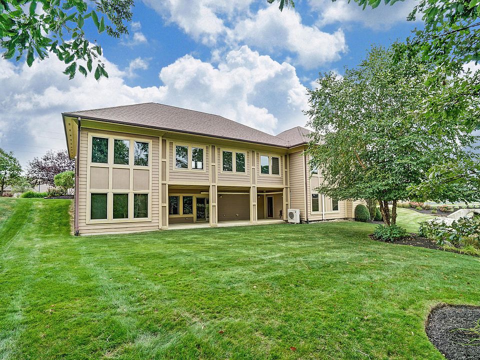1st image of 548 Burnside Dr