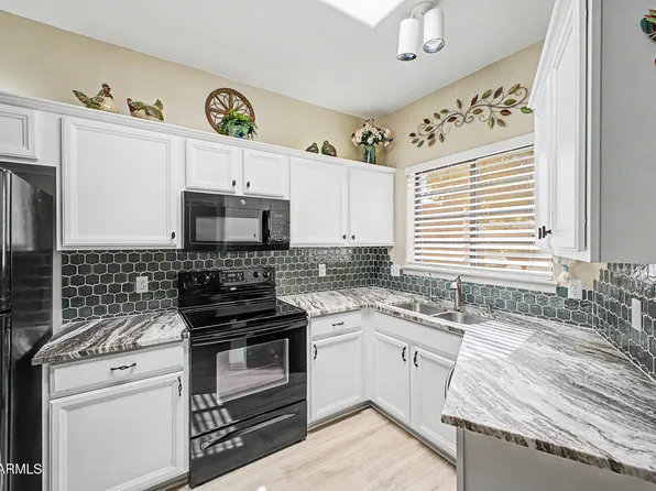5445 E MCKELLIPS Road #21, Mesa, AZ 85215