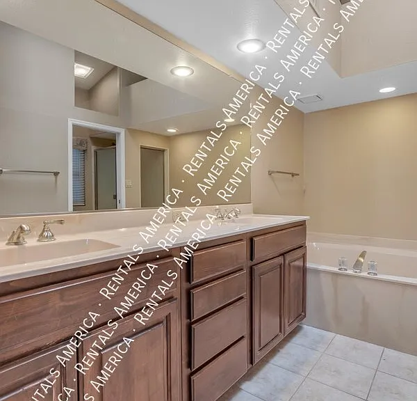 5822 W Abraham Ln — Photo 26