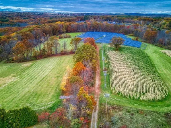 748-748 Stafford St #A, Rochdale, MA 01542