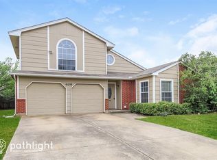 409 Meadow St, Saginaw, TX 76179