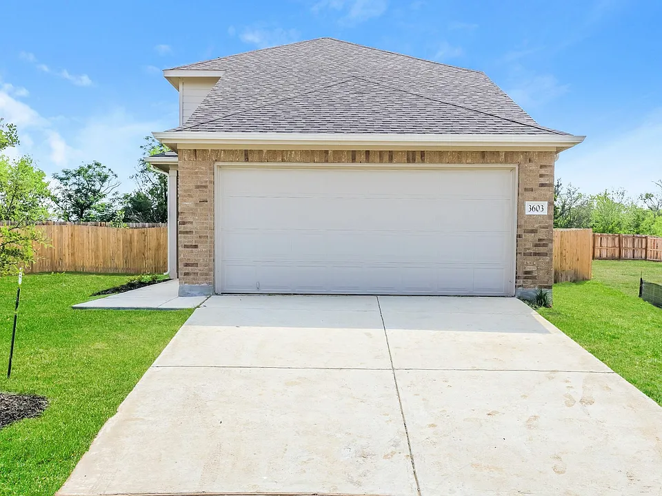 3603 Somers Crst