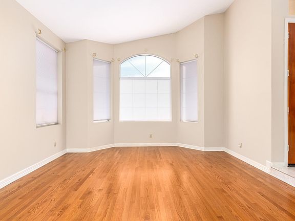 5th image of 17235 N 55th Pl