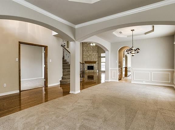 4th image of 705 Montclaire Dr