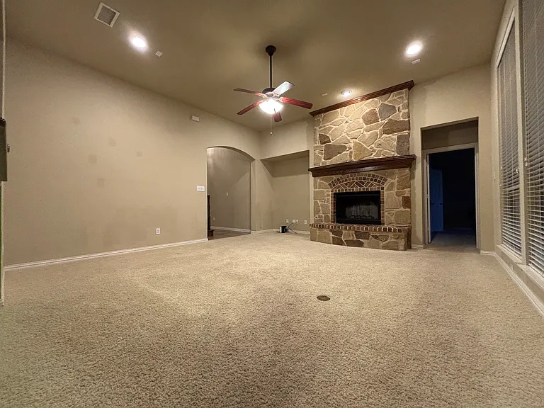 7812 Edgeglen Trl — Photo 7