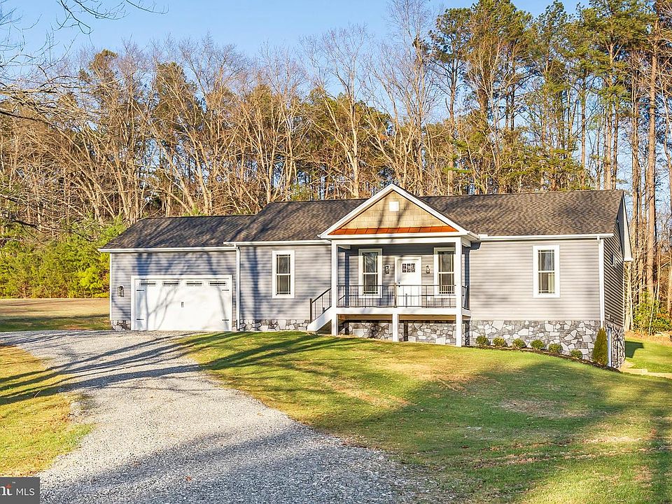 1st image of 22 Lake Country Dr