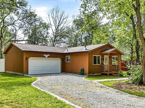 4th image of 207 Butterfield Ln