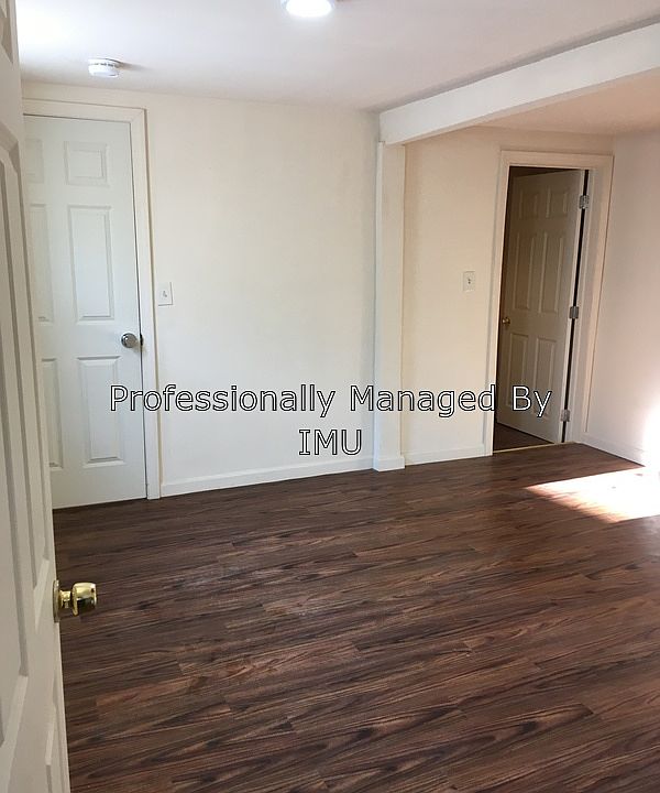 1st image of 138 Franklin St #1