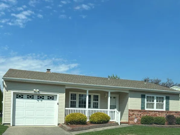 162 Castleton Drive, Toms River, NJ 08753