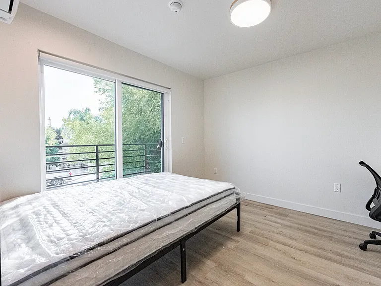 4517 Kingswell Ave — Photo 10