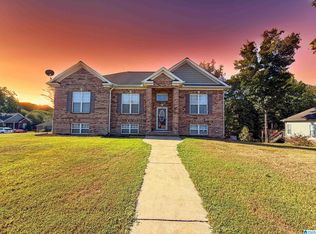 217 Twin Ridge Cir, Lincoln, AL 35096