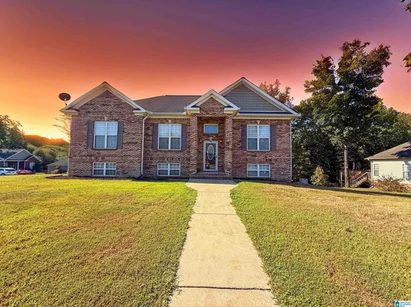 217 Twin Ridge Cir, Lincoln, AL 35096