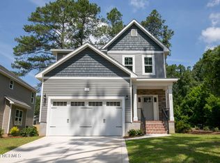 525 N Sycamore Street, Aberdeen, NC 28315