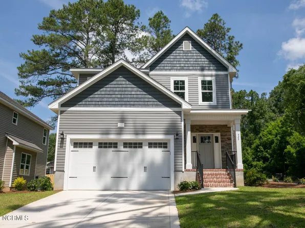 525 N Sycamore Street, Aberdeen, NC 28315