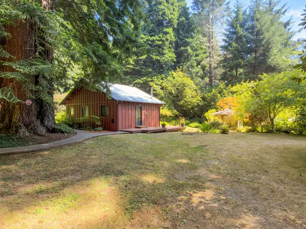 68 Fox Farm Rd, Trinidad, CA 95570