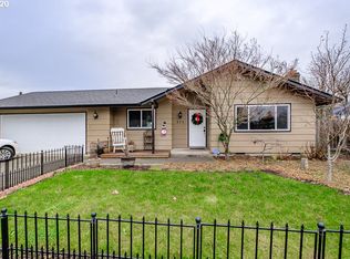 575 Panda Loop, Eugene, OR 97401