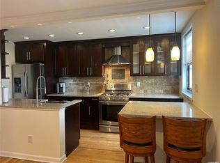 160-34 Cross Island Pkwy #6202, Whitestone, NY 11357