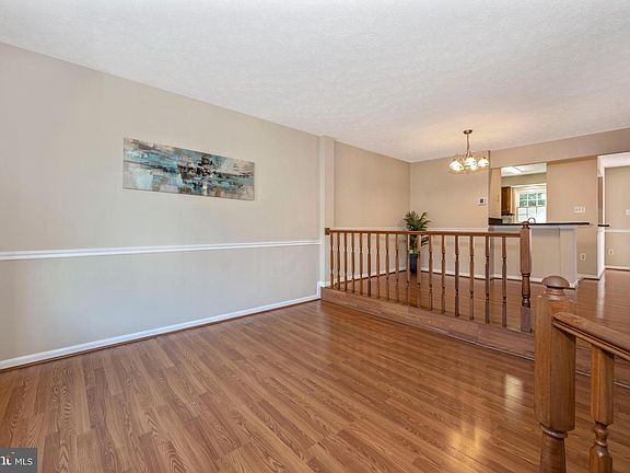 4th image of 507 Beacon Hill Ter