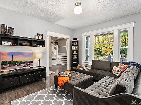 4th image of 5503 6th Ave NW