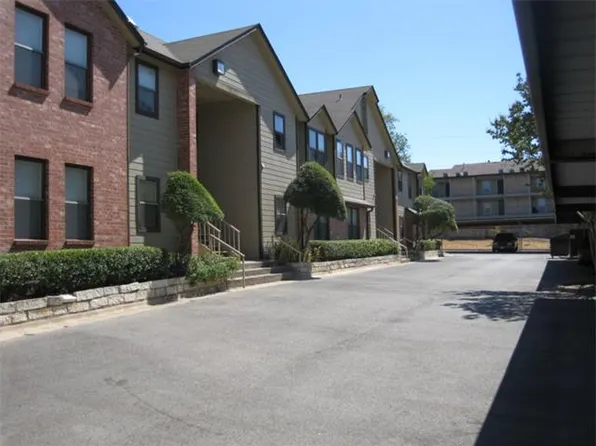 903 Romeria Dr APT 101, Austin, TX 78757