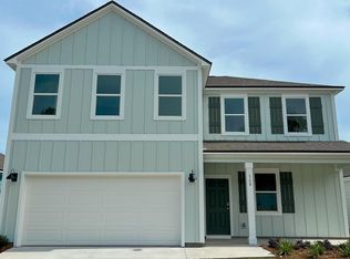 168 Needle Thrush Cir, Crawfordville, FL 32327