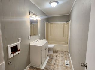 2241 E Fairview Ave APT 2, Johnson City, TN 37601