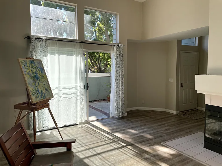 4978 Berlioz St — Photo 3