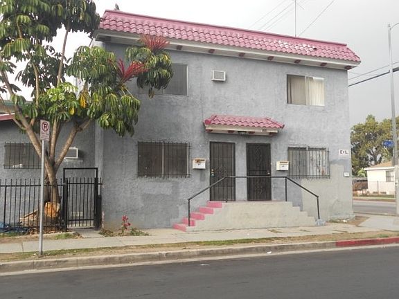 5th image of 803 W 47th St