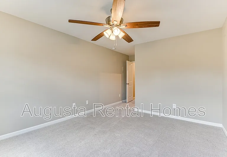 390 Tupelo Pass — Photo 32