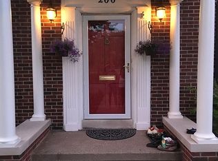 200 Slocum St, Trenton, MI 48183