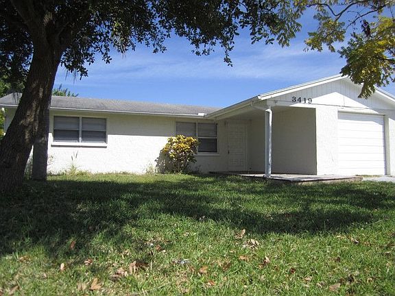 2nd image of 3419 Jackson Dr