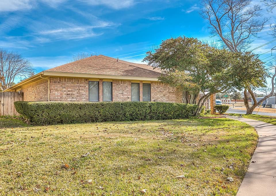 1st image of 2113 Eagle Ct