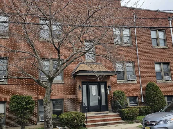 1025-27 Hoyt Ave, Ridgefield, NJ 07657