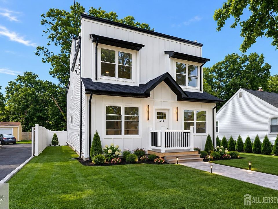 1st image of 617 Fairview Ave