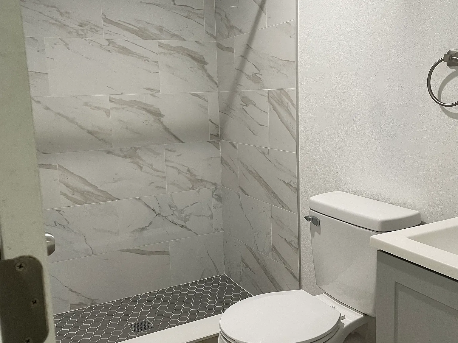 3902 Sligh Ave — Photo 2