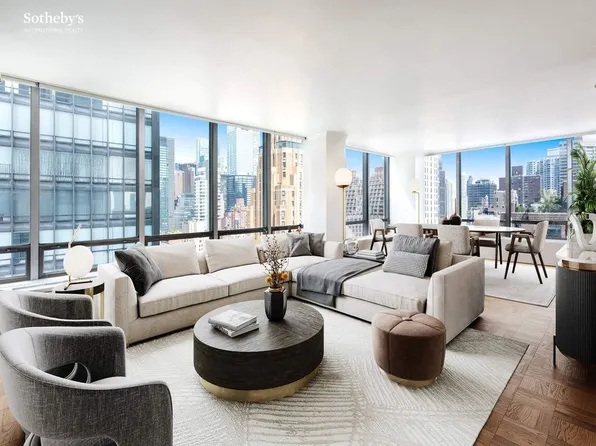 870 United Nations Plaza image 1 of 18