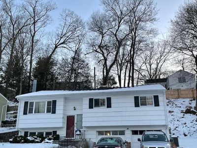 24 Stony Brook Road, Sloatsburg, NY, 10974